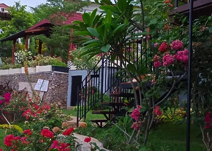 Aramaya Hills Boutique 3* Banjar (Bali)